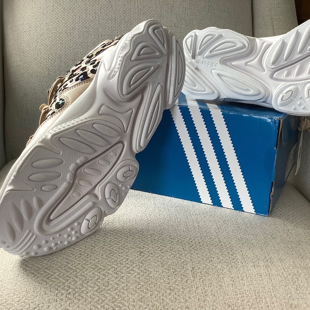 Nwt Adidas Women Ozweego Plus Leopard Sneakers-8.5 - Picture 8 of 9